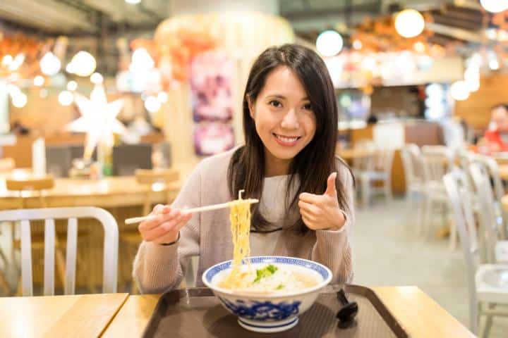 Ramen-Restaurant-Atmosphäre — Symbolbild für Kaiserslautern